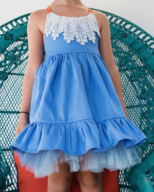 Alicante dress in blue with french lace